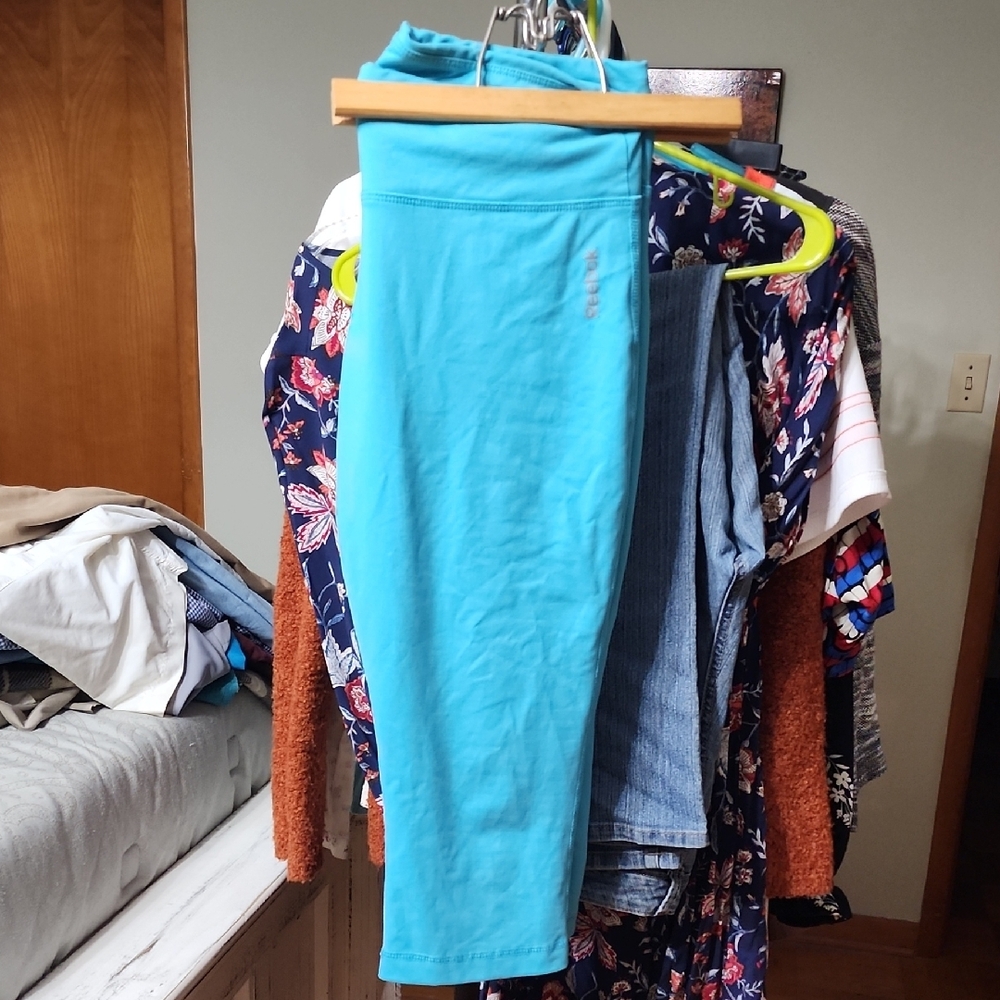 Reebok Turquoise Leggings